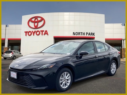 2025 Toyota Camry LE Sedan