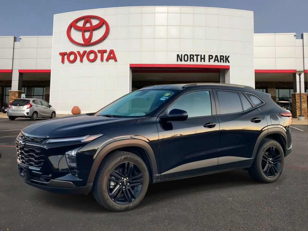 2025 Chevrolet Trax Activ's photo