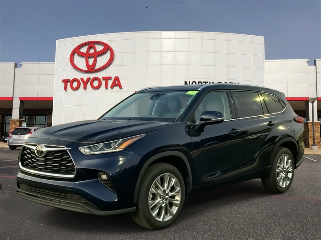 2023 Toyota Highlander SUV  2023 Toyota Highlander SUV