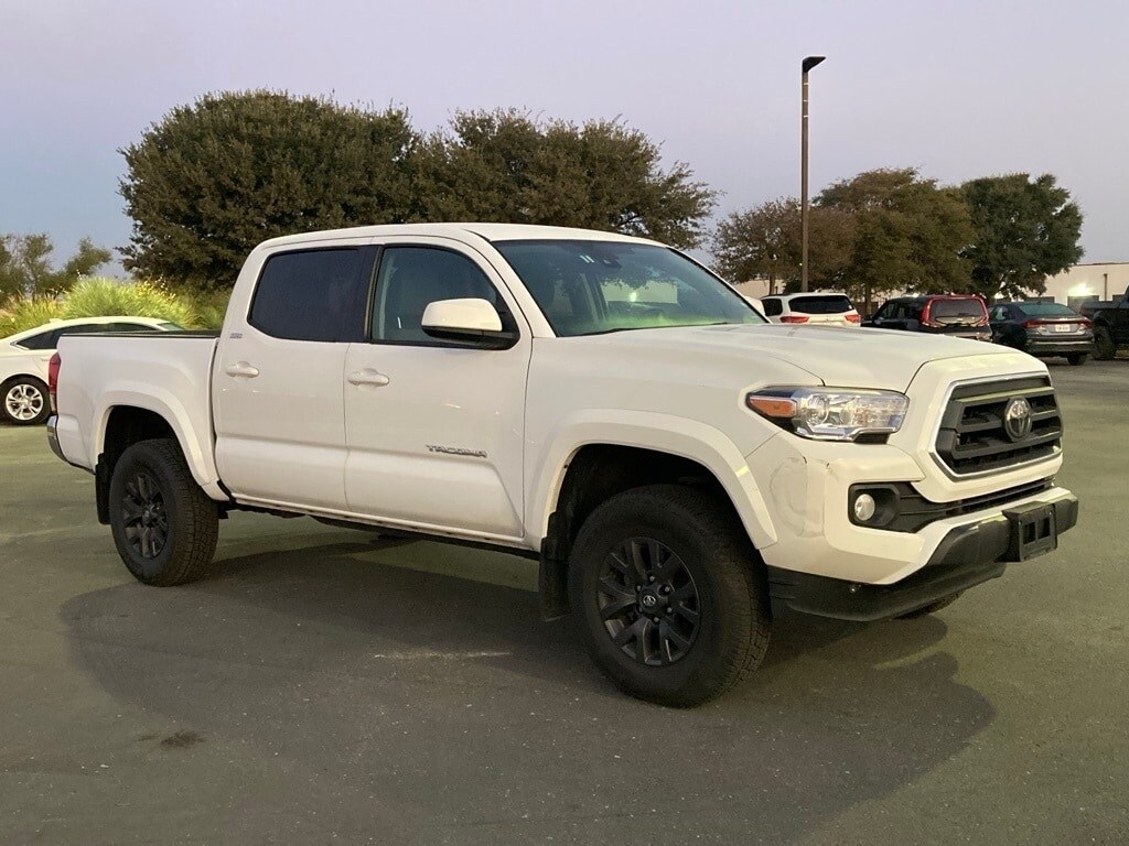 2023 Toyota Tacoma SR5 photo 3