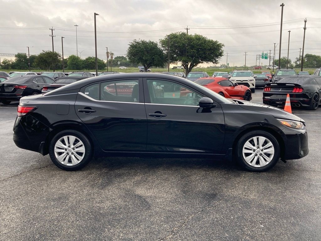 Used 2025 Nissan