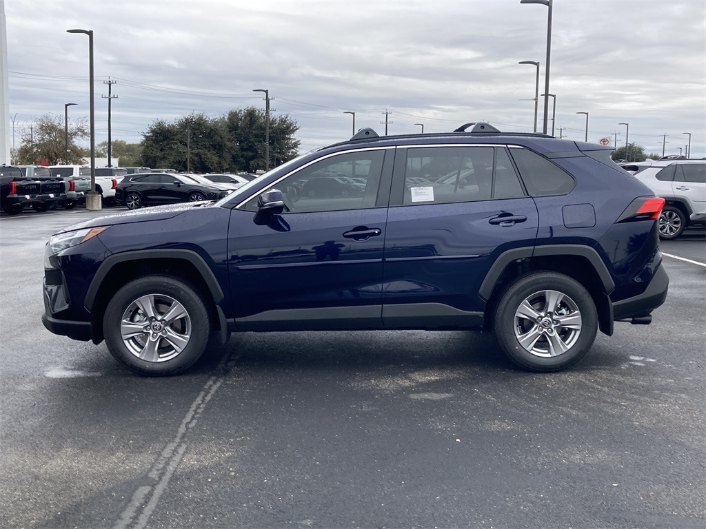 New 2025 Toyota RAV4 XLE SUV