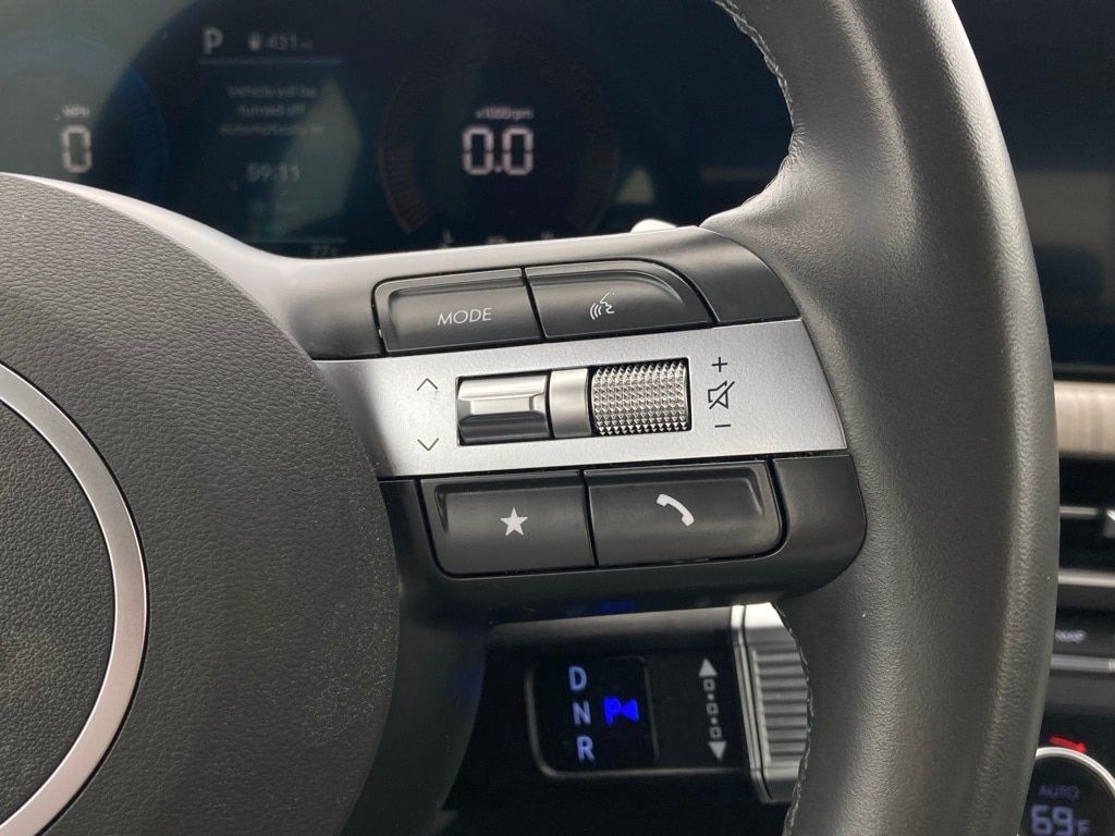 2025 Hyundai Sonata Hybrid SEL - Photo 17