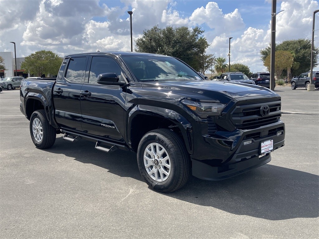 2025 Toyota Tacoma SR5 photo 2