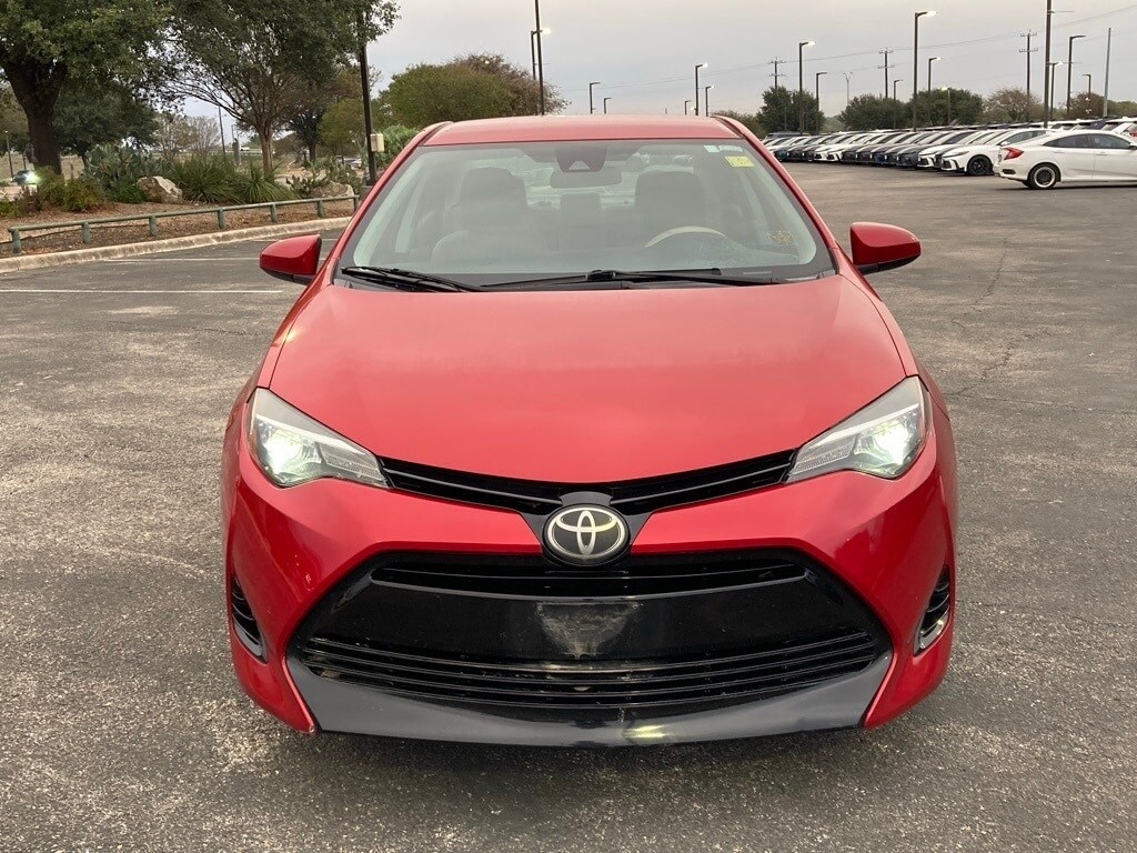 2018 Toyota Corolla XLE XSE photo 2
