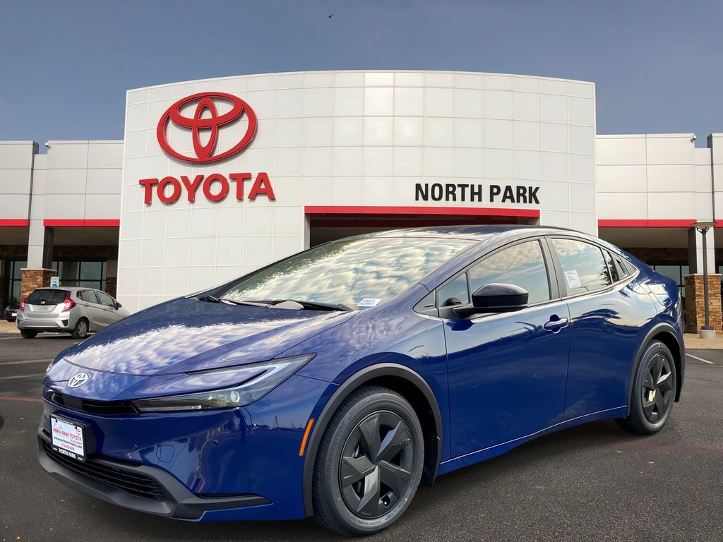2026 Toyota Prius Hatchback 