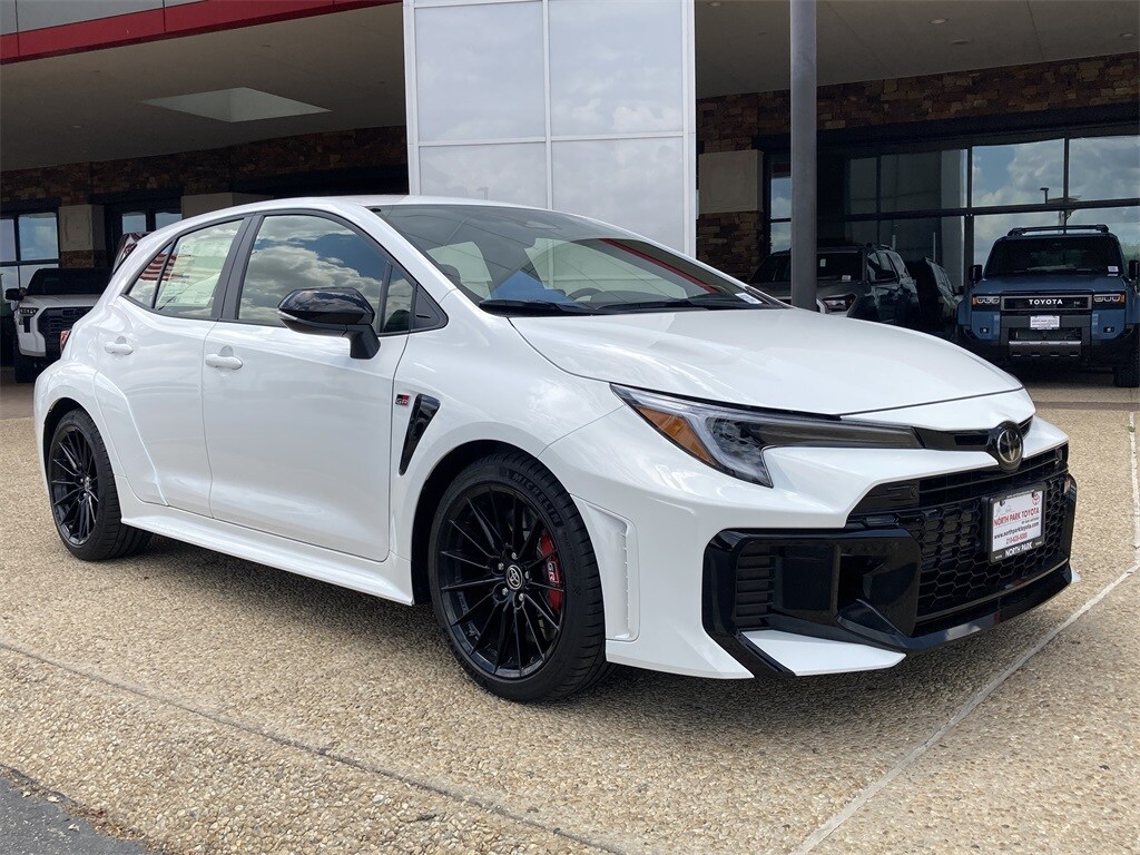 2025 Toyota Corolla GR Premium photo 3