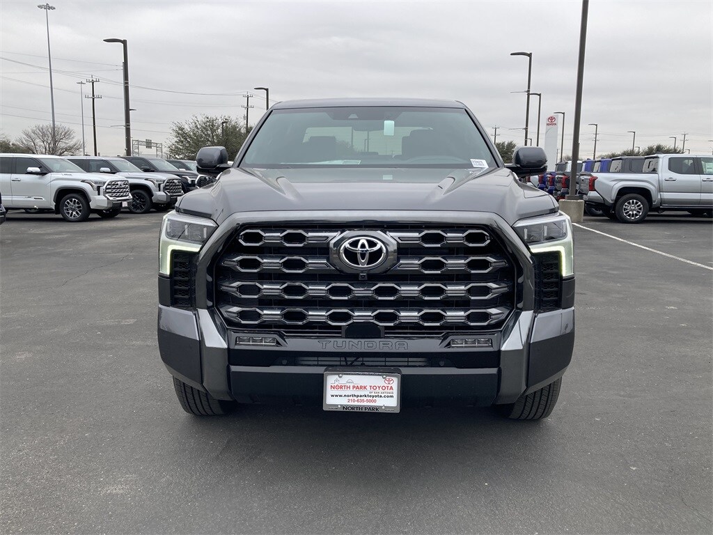 2025 Toyota Tundra Platinum photo 2