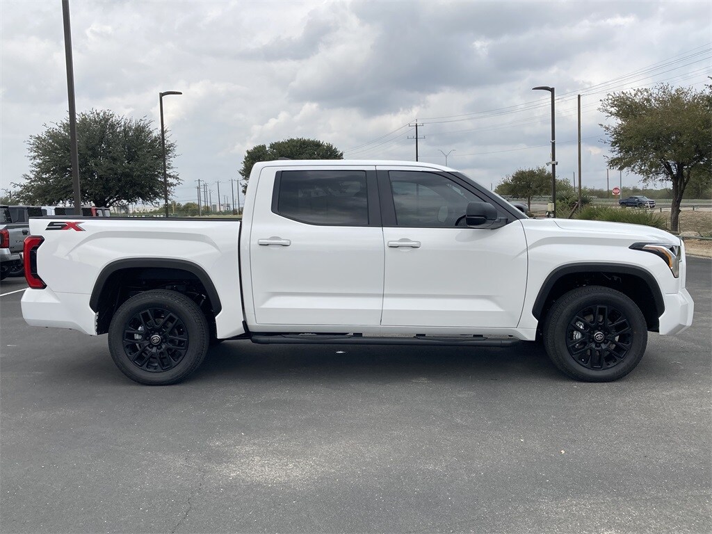 2026 Toyota Tundra SR5 photo 4