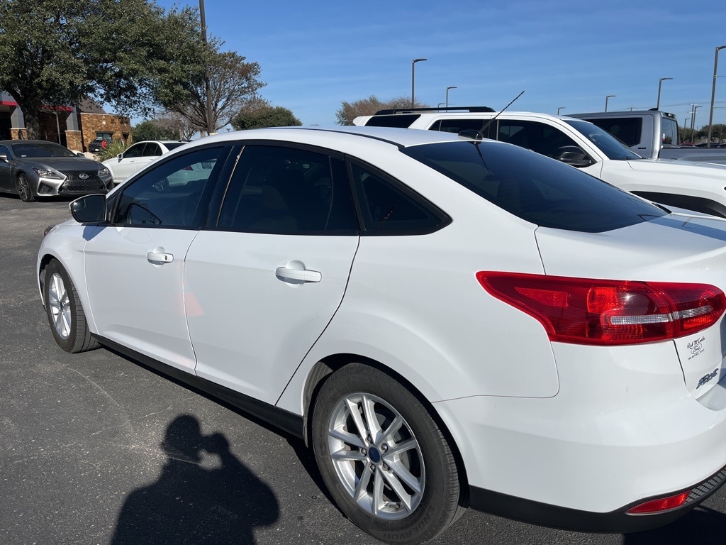 Used 2016 Ford Focus SE Sedan