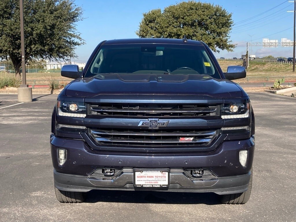 2018 Chevrolet Silverado 1500 LTZ photo 2