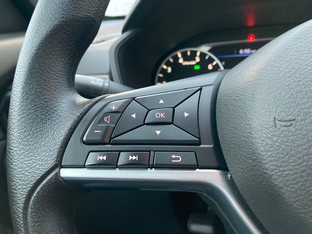 2025 Nissan Altima SV - Photo 14