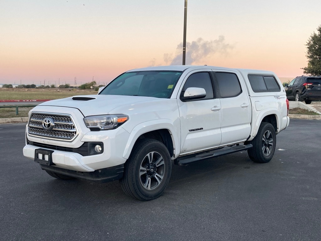 2017 Toyota Tacoma Truck 