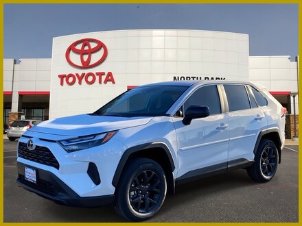 2025 Toyota RAV4 LE SUV
