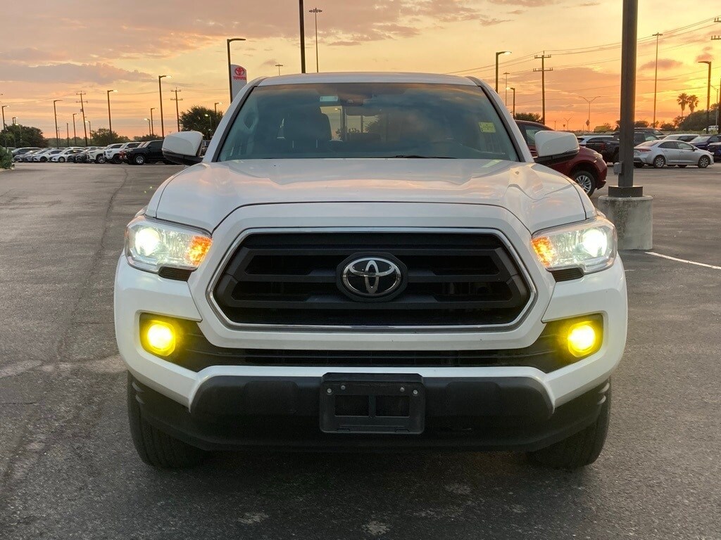 2023 Toyota Tacoma SR5 photo 2