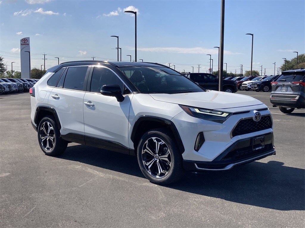 2025 Toyota RAV4 Prime XSE Premium photo 3