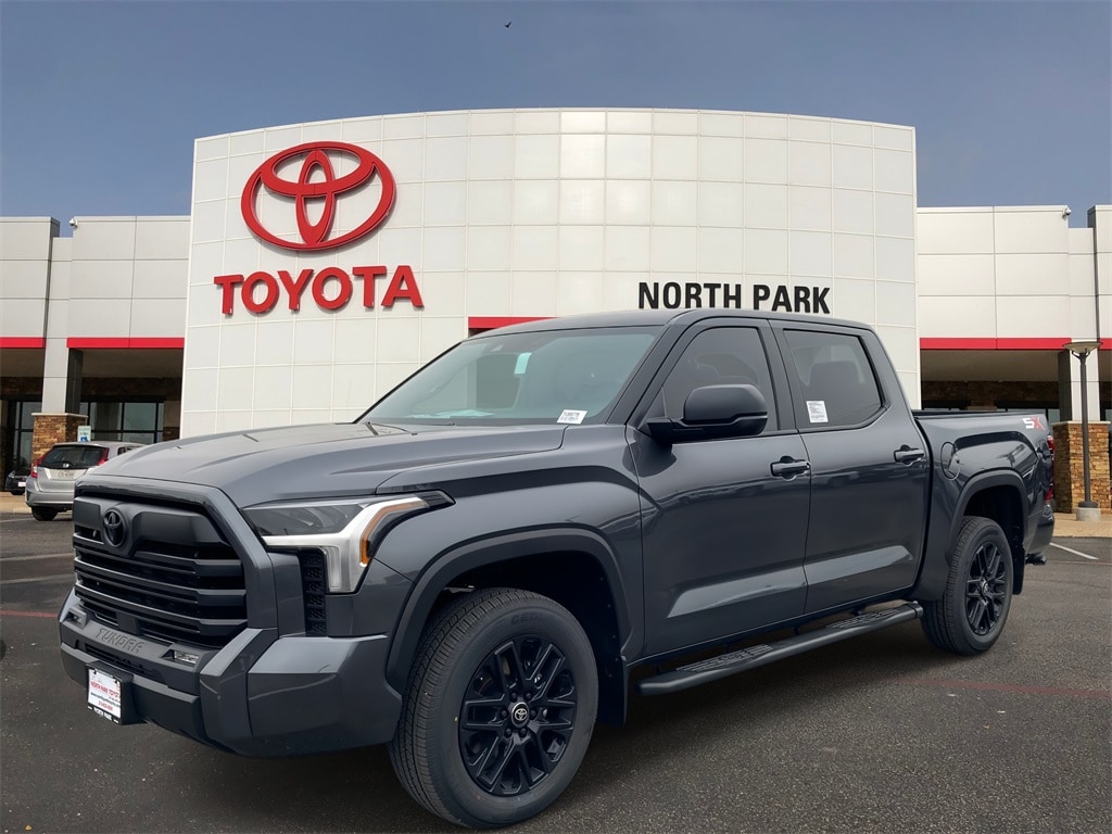 2026 Toyota Tundra SR5's photo