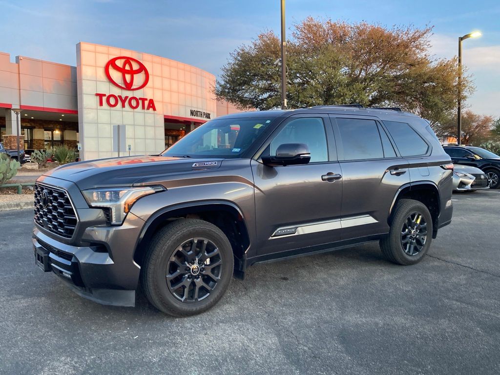 2024 Toyota Sequoia Platinum 4WD