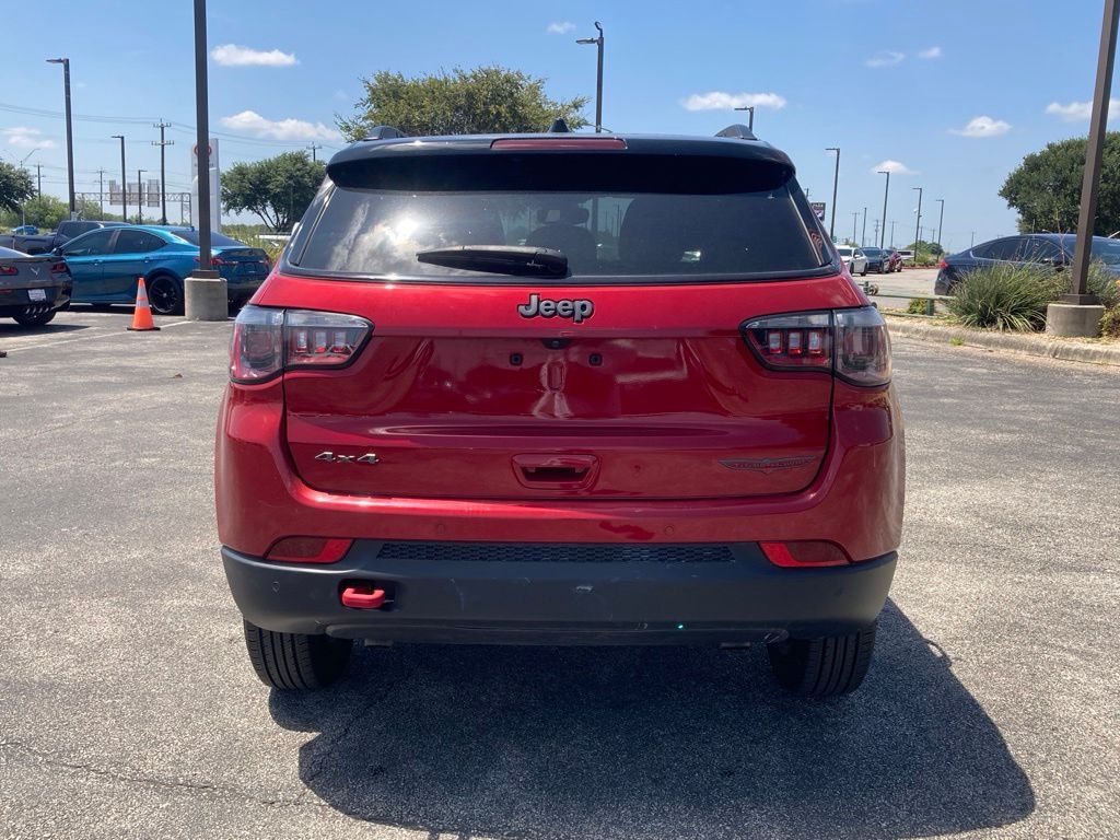 2025 Jeep Compass Trailhawk - Photo 6