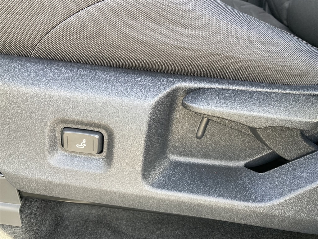 New 2026 Toyota Tacoma SR Truck Double Cab