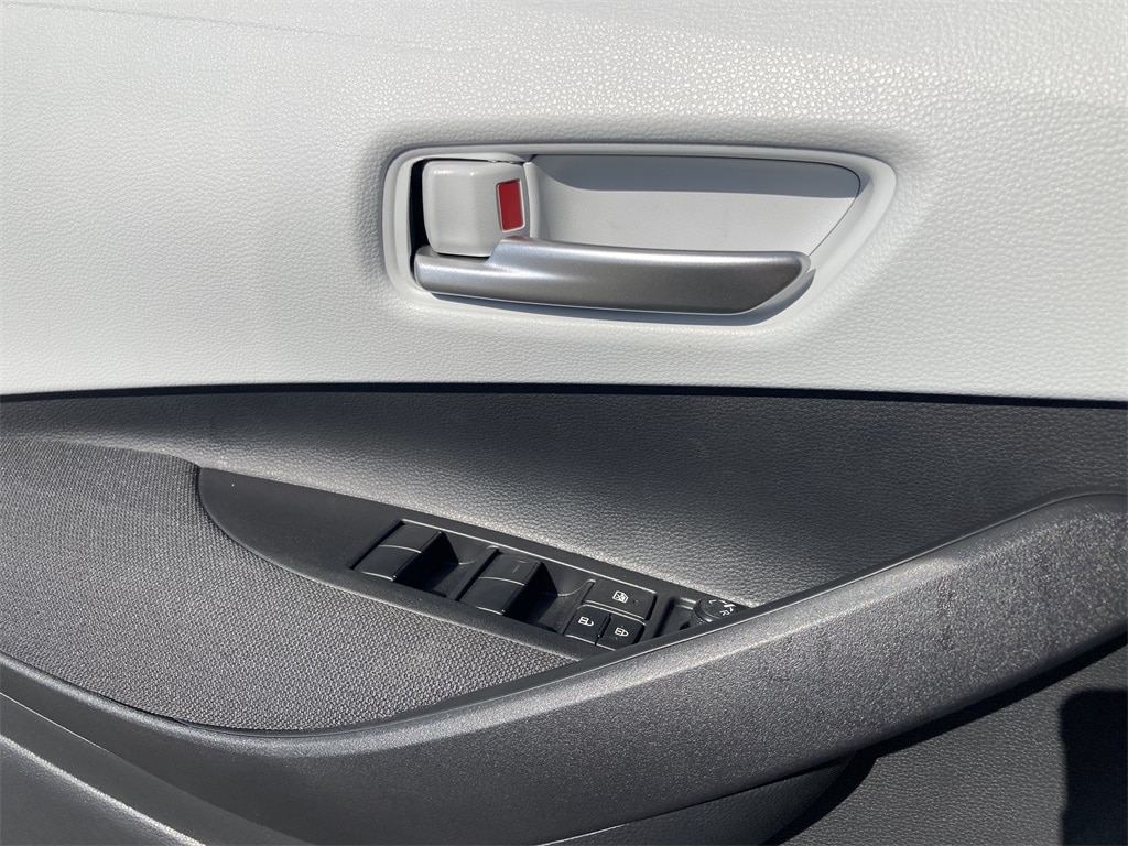 New 2026 Toyota Corolla SE Sedan