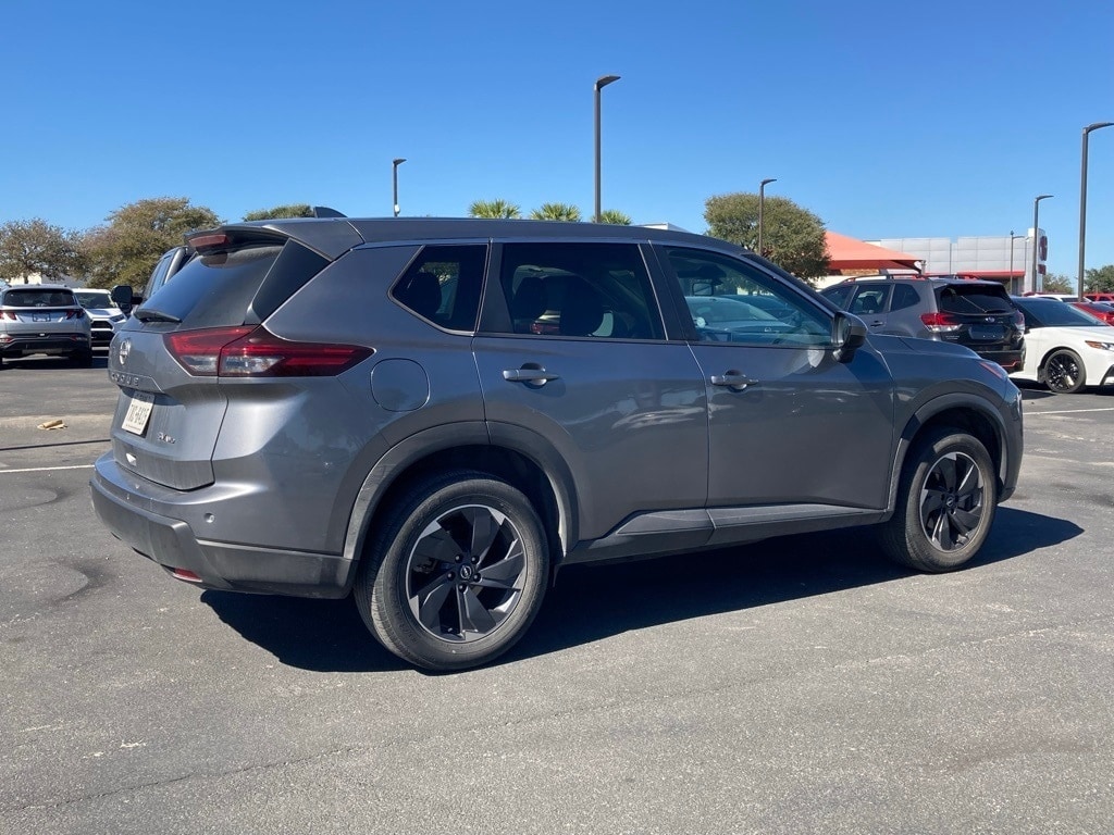 Used 2024 Nissan Rogue SV SUV