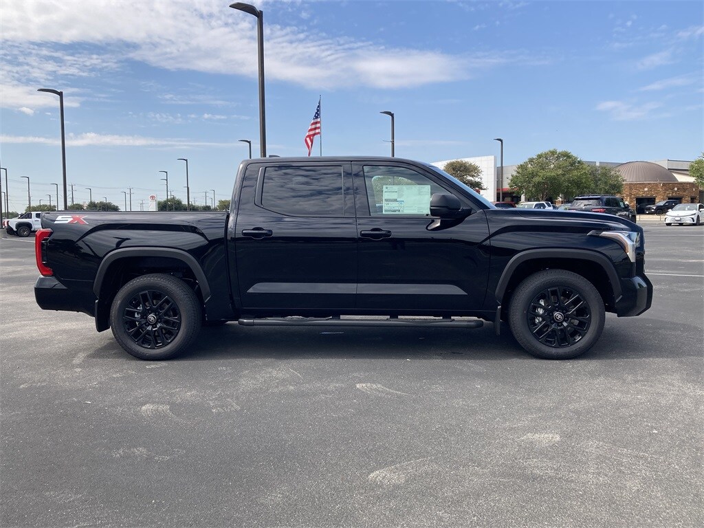 2026 Toyota Tundra SR5 photo 4