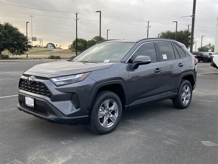 2025 Toyota RAV4 XLE SUV