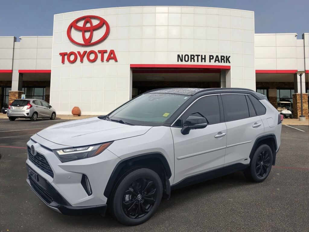 Used 2025 Toyota RAV4 Hybrid XSE SUV