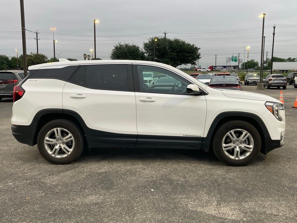 Used 2024 GMC Terrain SLE SUV