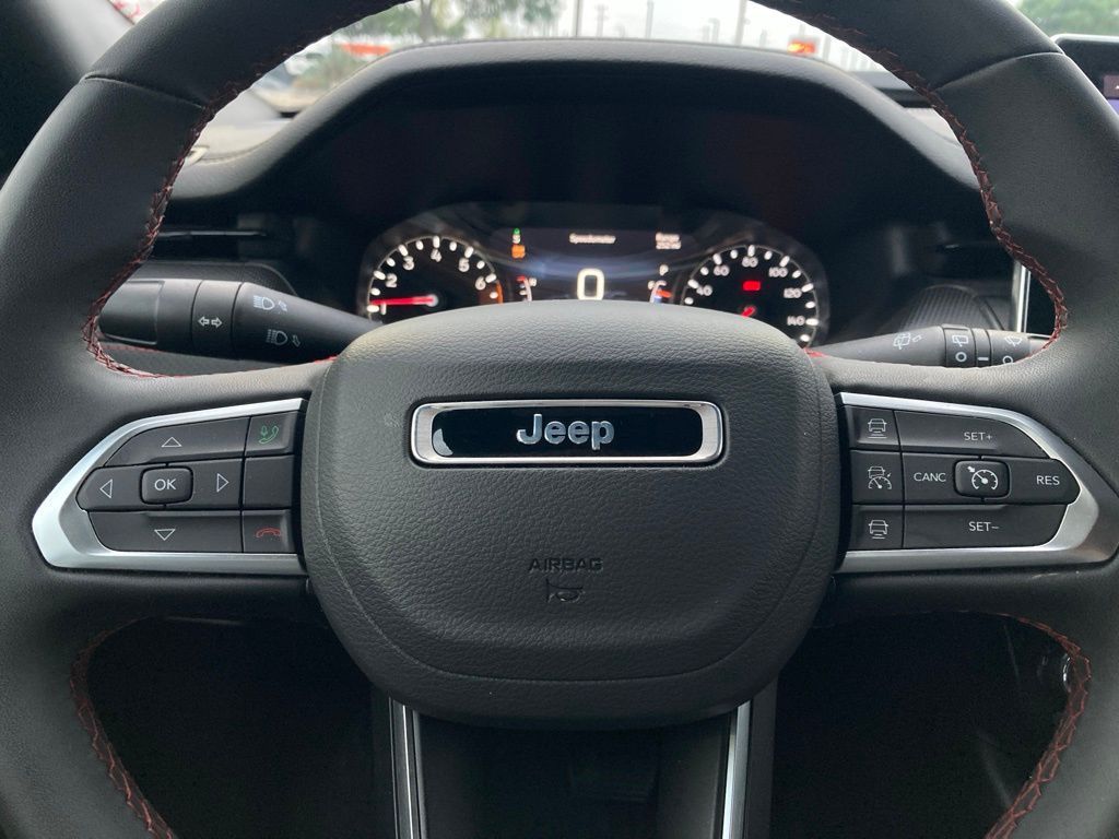 2025 Jeep Compass Trailhawk - Photo 19