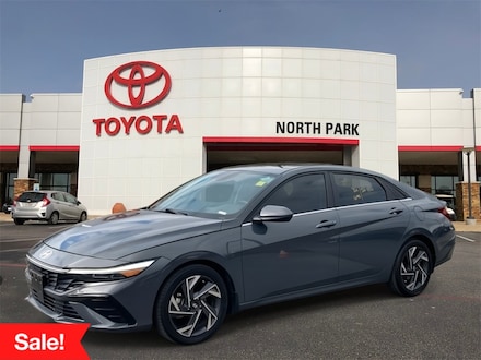 2024 Hyundai Elantra SEL Sedan