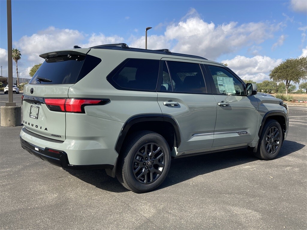 2026 Toyota Sequoia Platinum photo 4