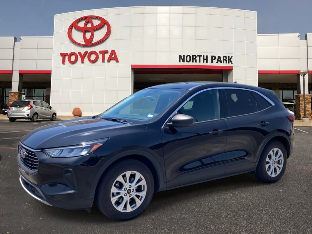 2024 Ford Escape
