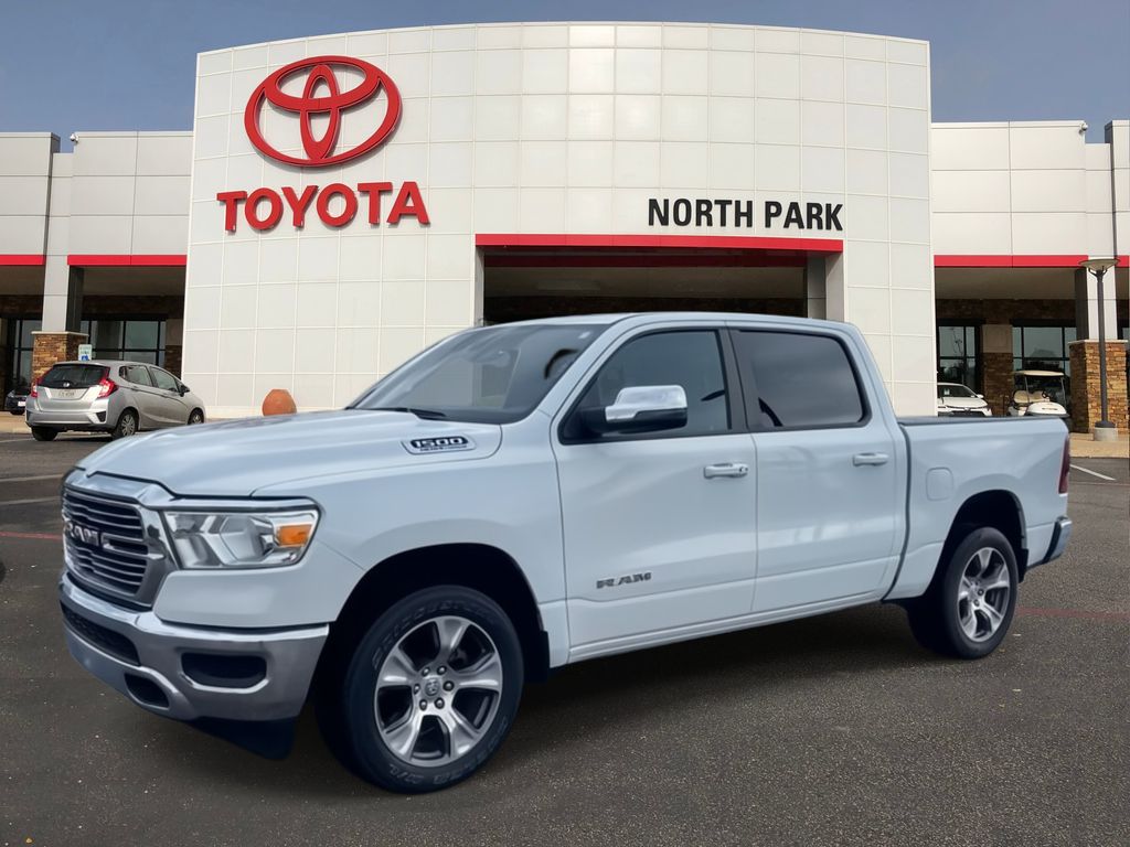 2024 RAM 1500 Laramie Crew Cab 5'7's photo