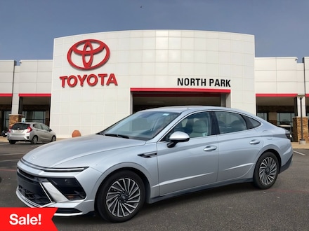 2025 Hyundai Sonata Hybrid SEL Sedan