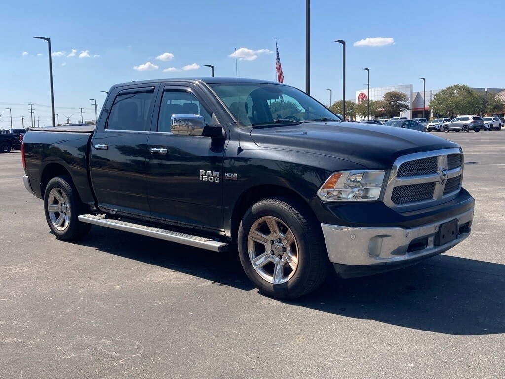 2017 Ram 1500 Lone Star photo 3