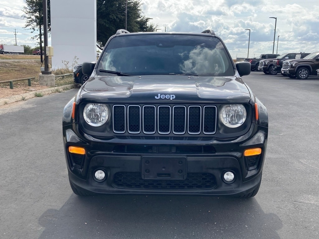 Used 2022 Jeep Renegade Latitude SUV