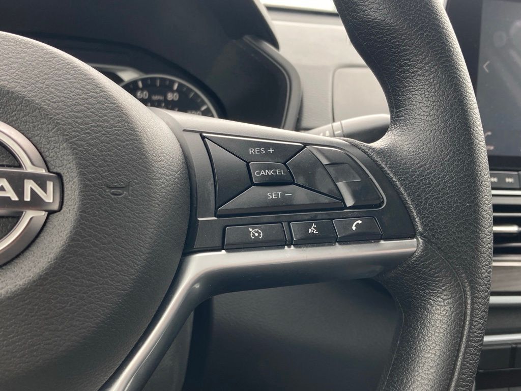 2025 Nissan Altima SV - Photo 15