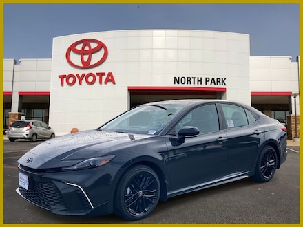 2026 Toyota Camry SE Sedan