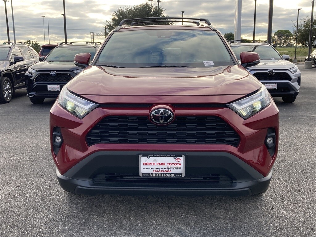 2025 Toyota RAV4 XLE Premium photo 2