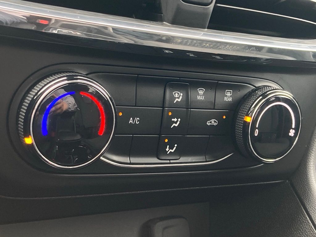 2025 Buick Encore GX Preferred - Photo 22