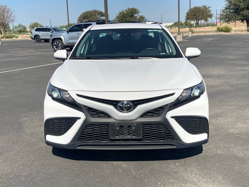 2024 Toyota Camry SE photo 2
