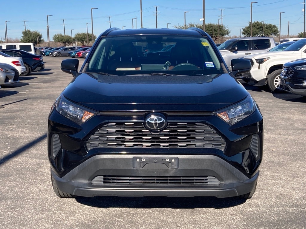 Used 2021 Toyota RAV4 LE with VIN 2T3H1RFV9MW126818 for sale in Northfield, Minnesota