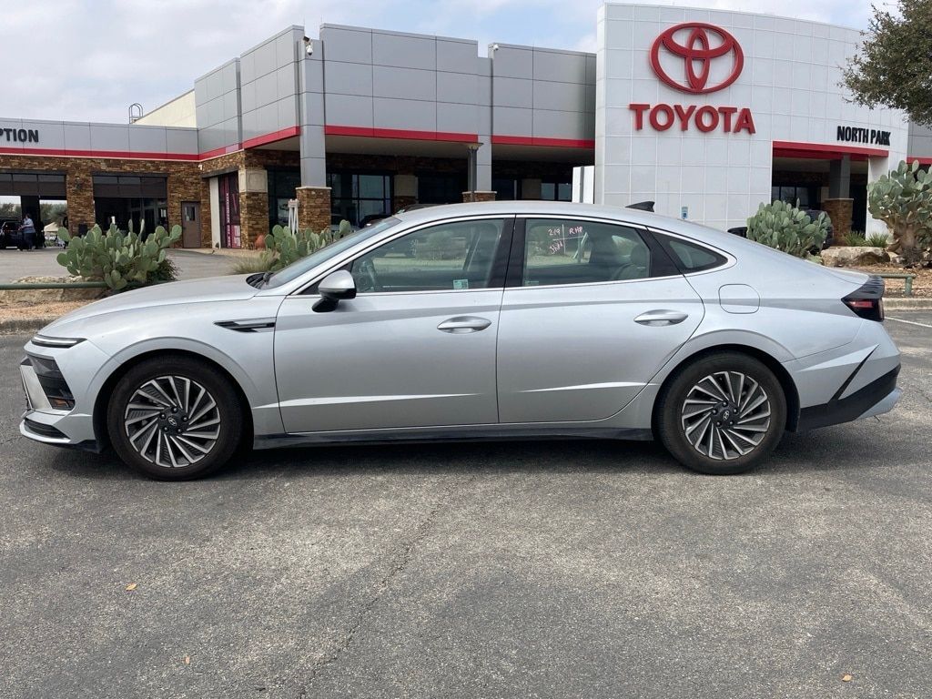 2025 Hyundai Sonata Hybrid SEL - Photo 7