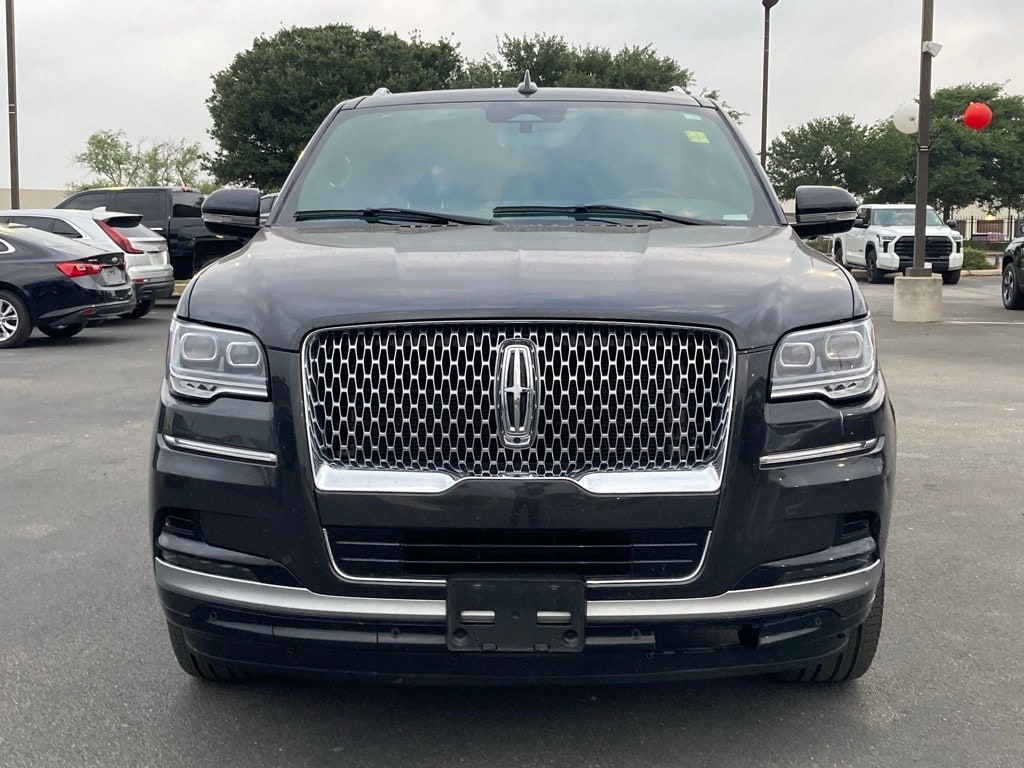 Used 2024 Lincoln Navigator Premiere with VIN 5LMJJ2NG8REL21585 for sale in San Antonio, TX
