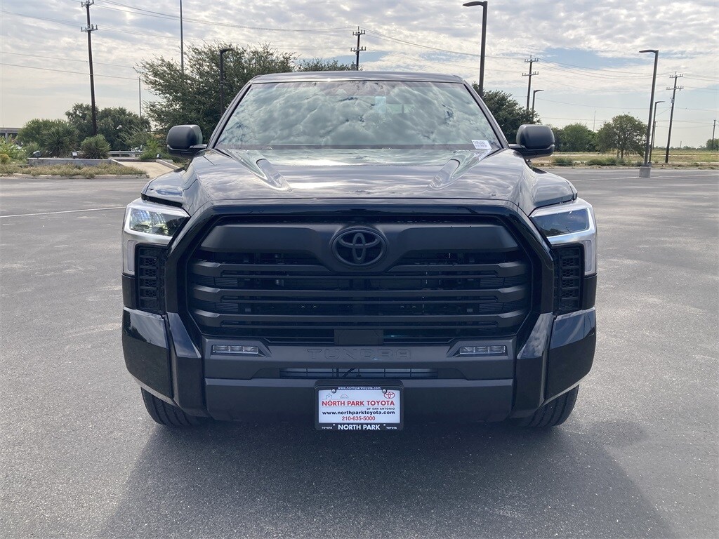 2026 Toyota Tundra SR5 photo 2