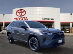 2025 Toyota RAV4 LE SUV