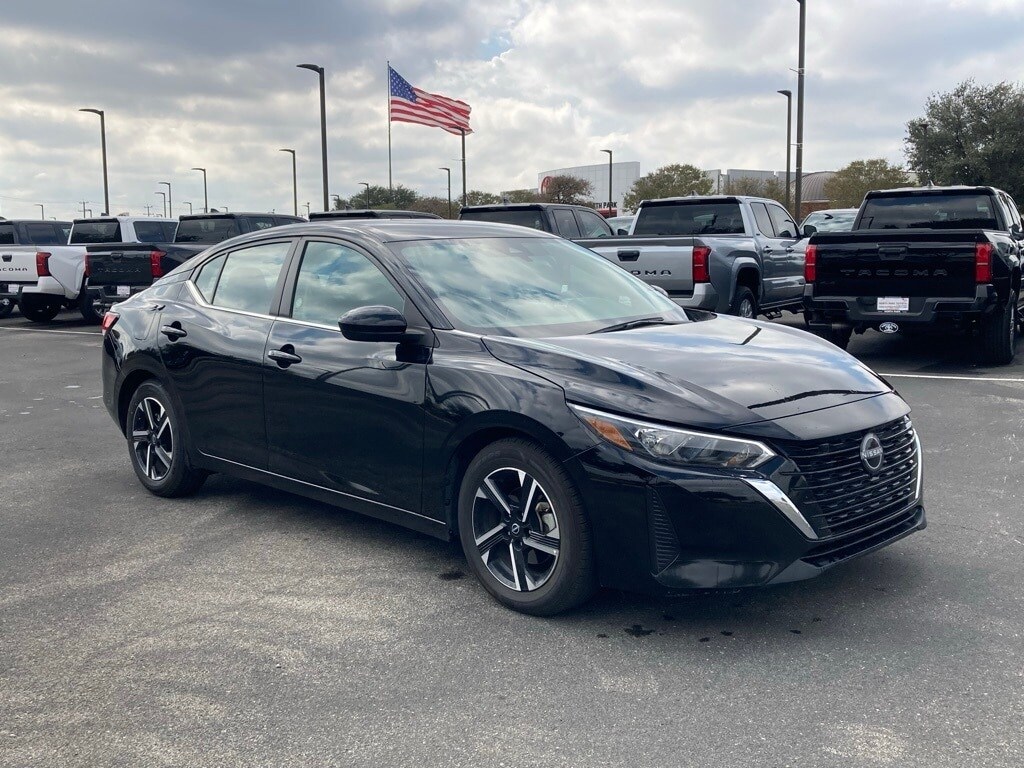 2024 Nissan Sentra SV photo 3