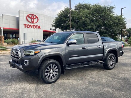 2022 Toyota Tacoma Limited Truck